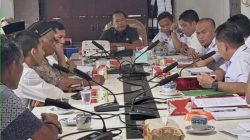 Rapat Dengar Pendapat Masyarakat Benteng rendah terkait masalah Kades. Swarajambi.net.Rabu 4 februari 2026.